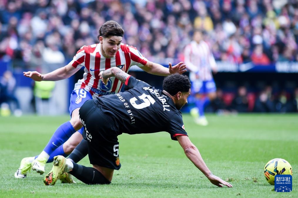 欧美健身房里奇葩的臀部训练