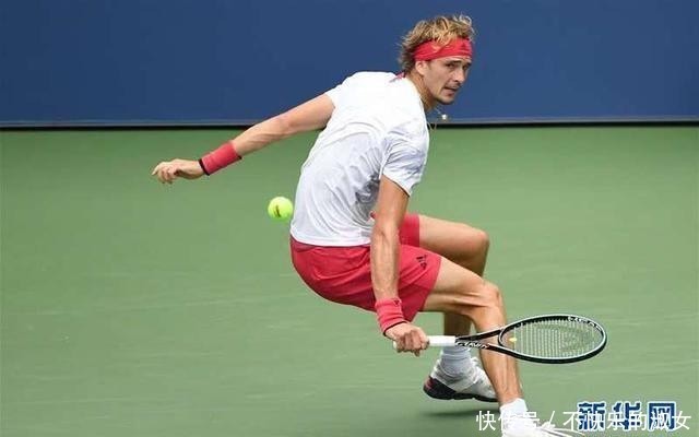 他的脚步更 他的脚步更