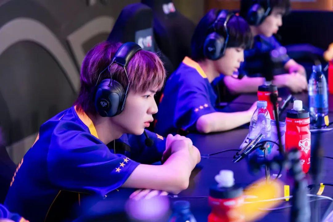 再次陷入困 再次陷入困